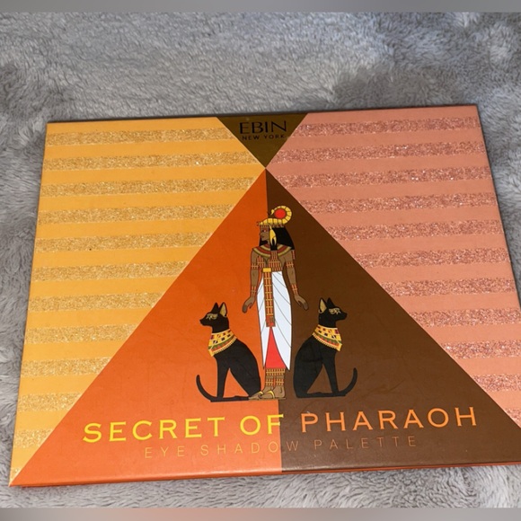 Eye shadow palate from Ebin New York - Picture 2 of 3